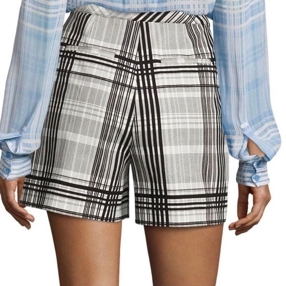 Diane Von Furstenberg High Waist Black White Plaid  Double D Loop Belted Shorts - Picture 2 of 14
